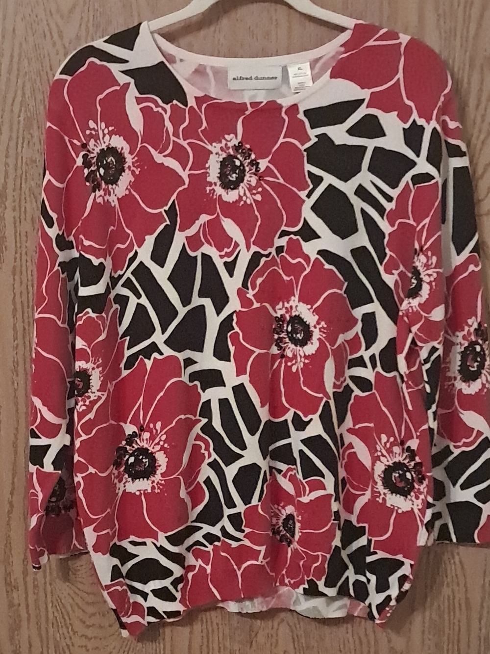 Alfred Dunner Women's Red Floral Crewneck Top XL